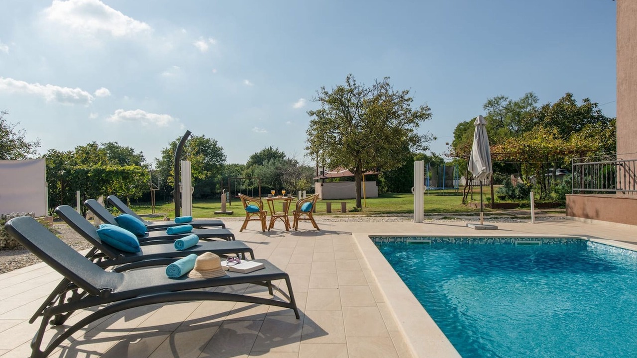 Photo of Outdoor in Belavici