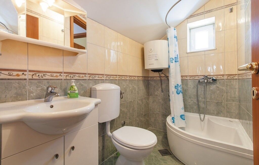Photo of Bathroom in Borak