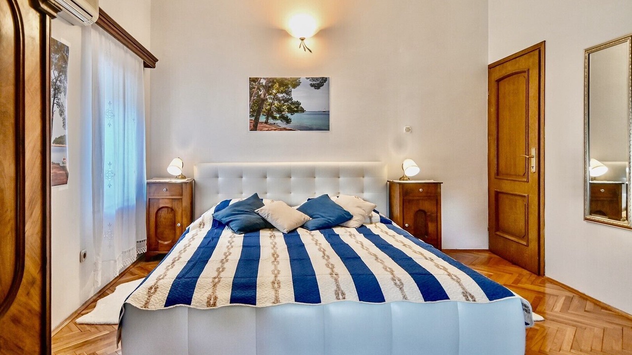 Photo of Bedroom in Nerezine