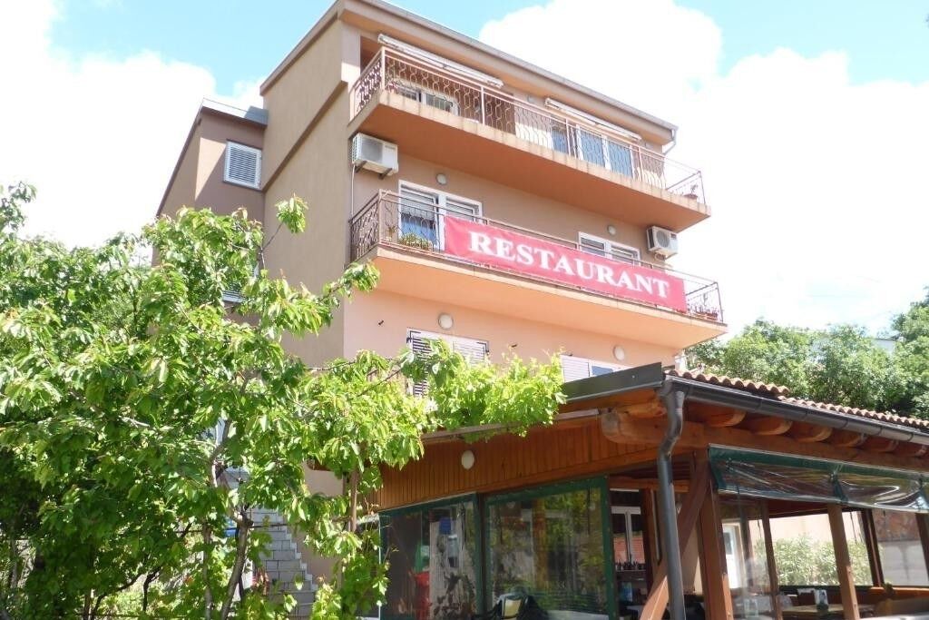 Photo of Outdoor in Vratarusa