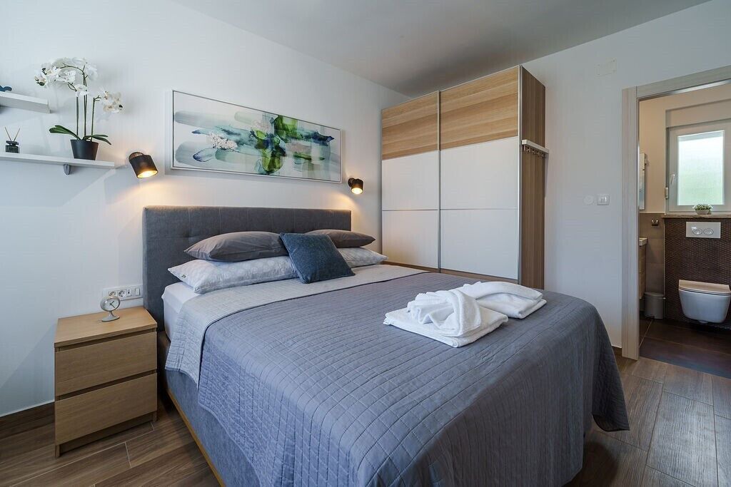 Photo of Bedroom in Risika