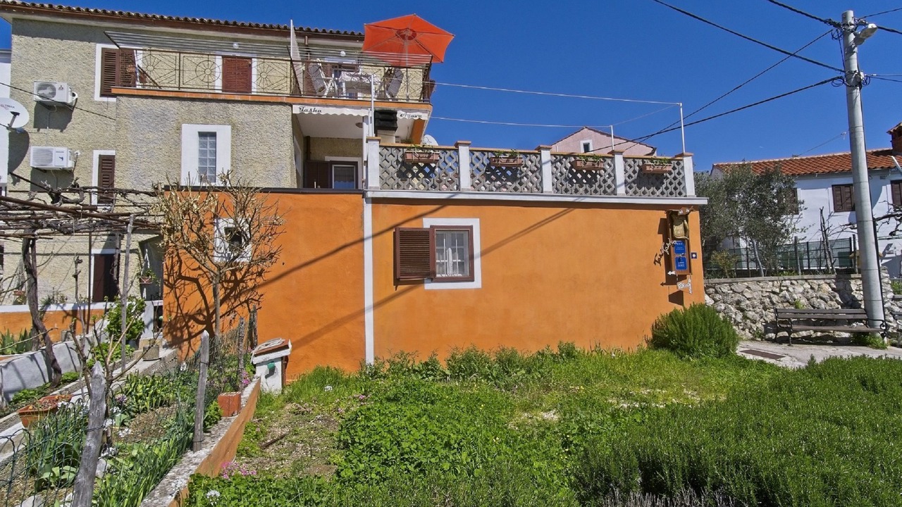 Photo of Outdoor in Miholascica