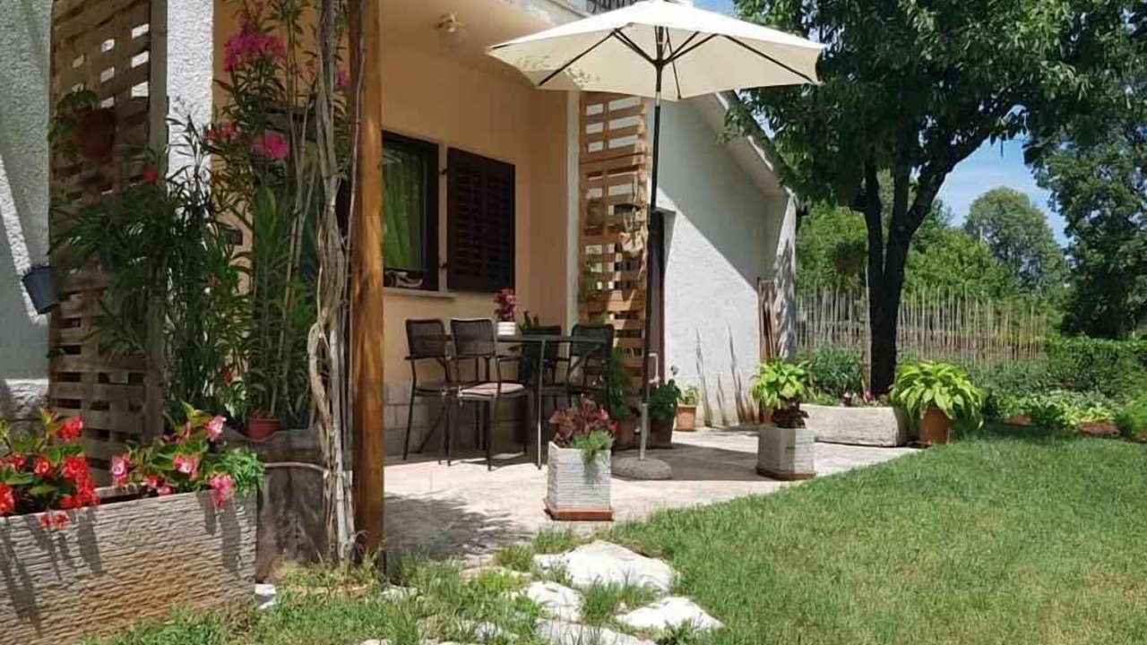 Photo of Outdoor in Makovci