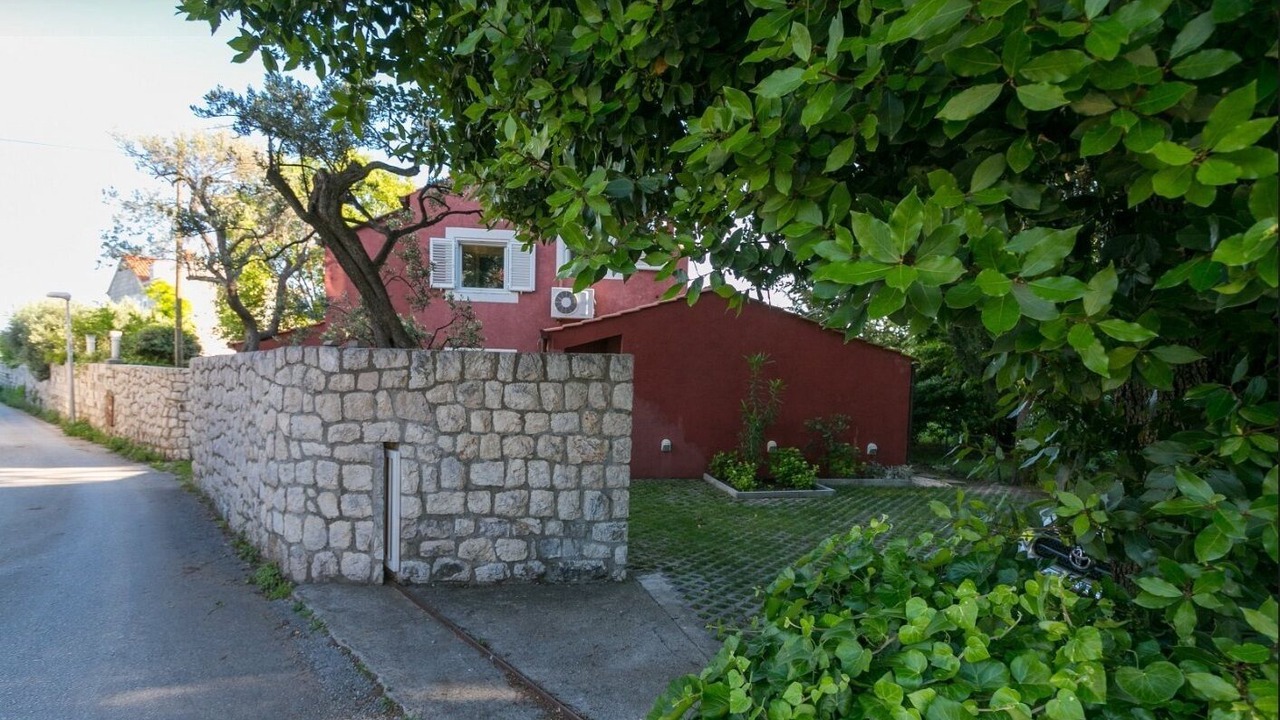 Photo of Outdoor in Celopeci