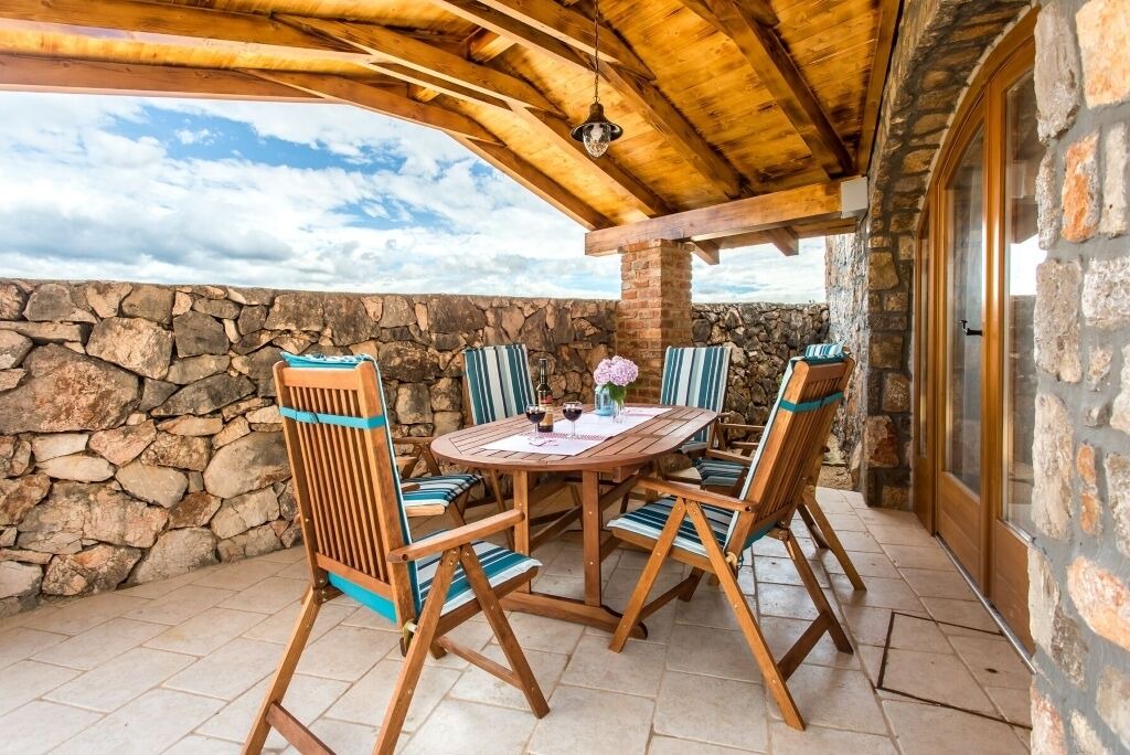 Photo of Outdoor in Risika