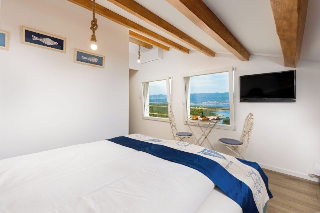 Photo of Bedroom in Risika