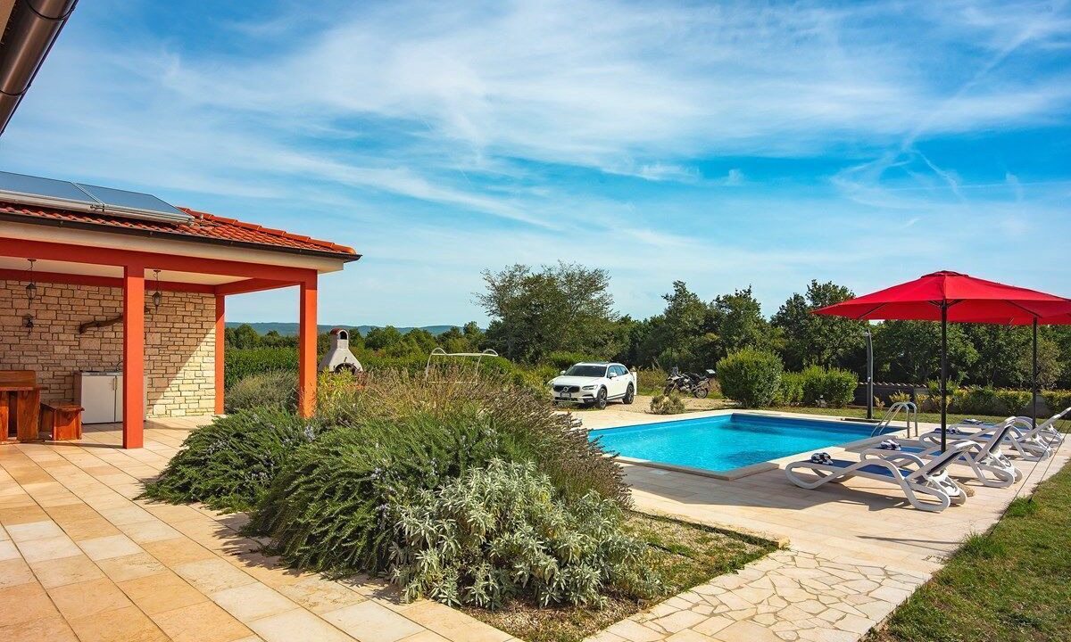 Photo of Outdoor in Rebici