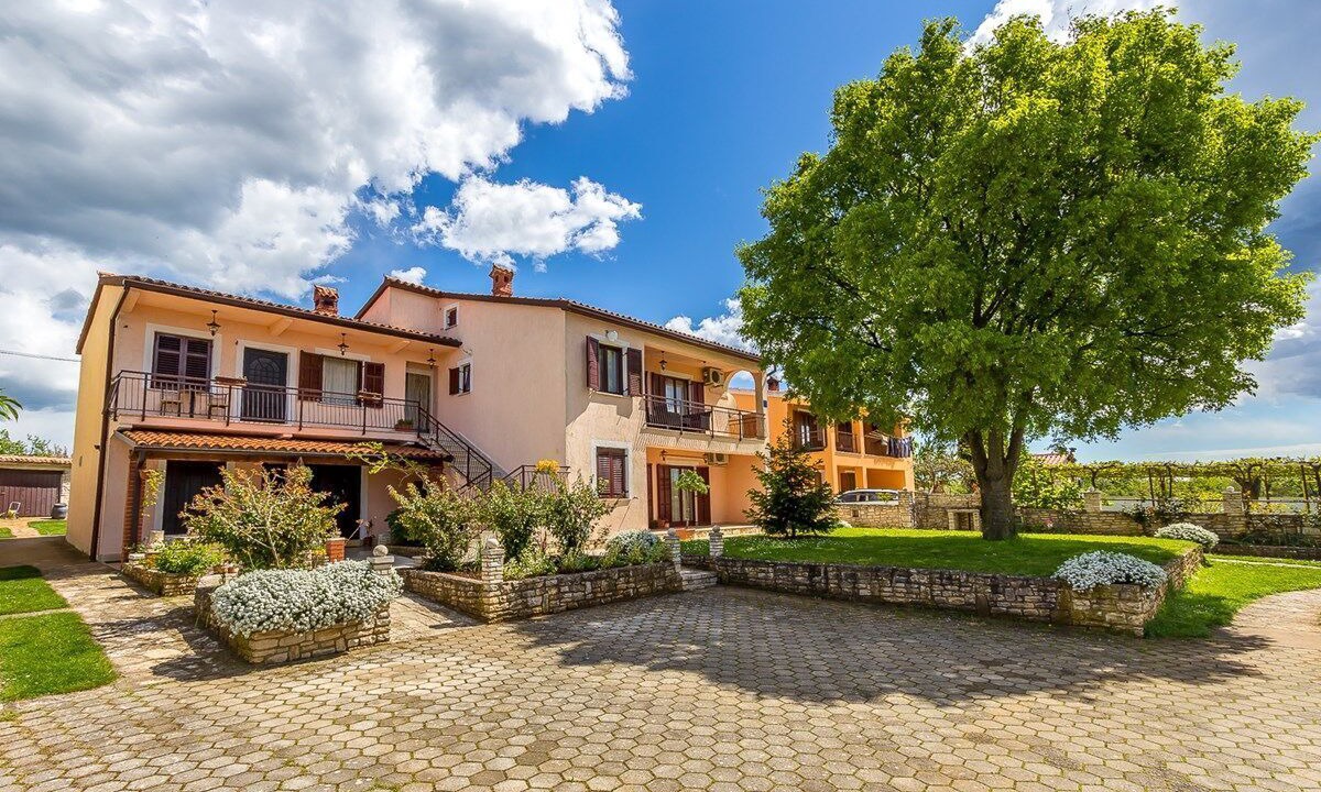 Photo of Outdoor in Gajana