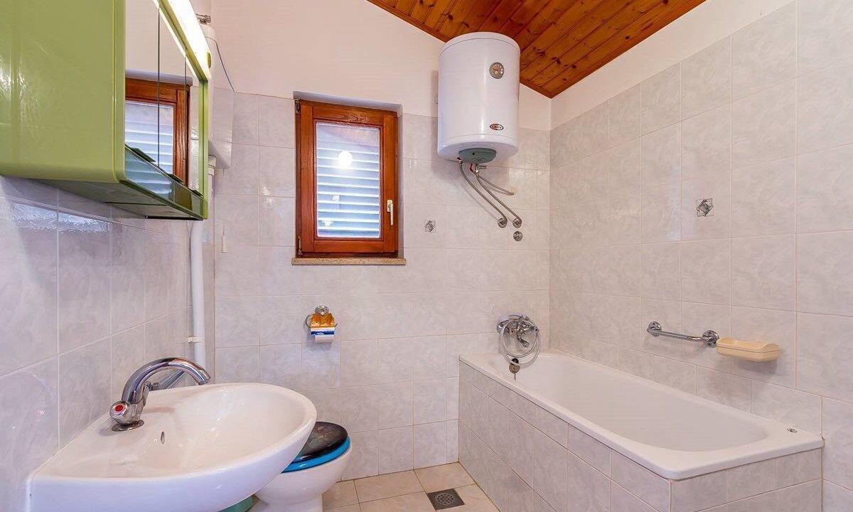 Photo of Bathroom in Vinkuran