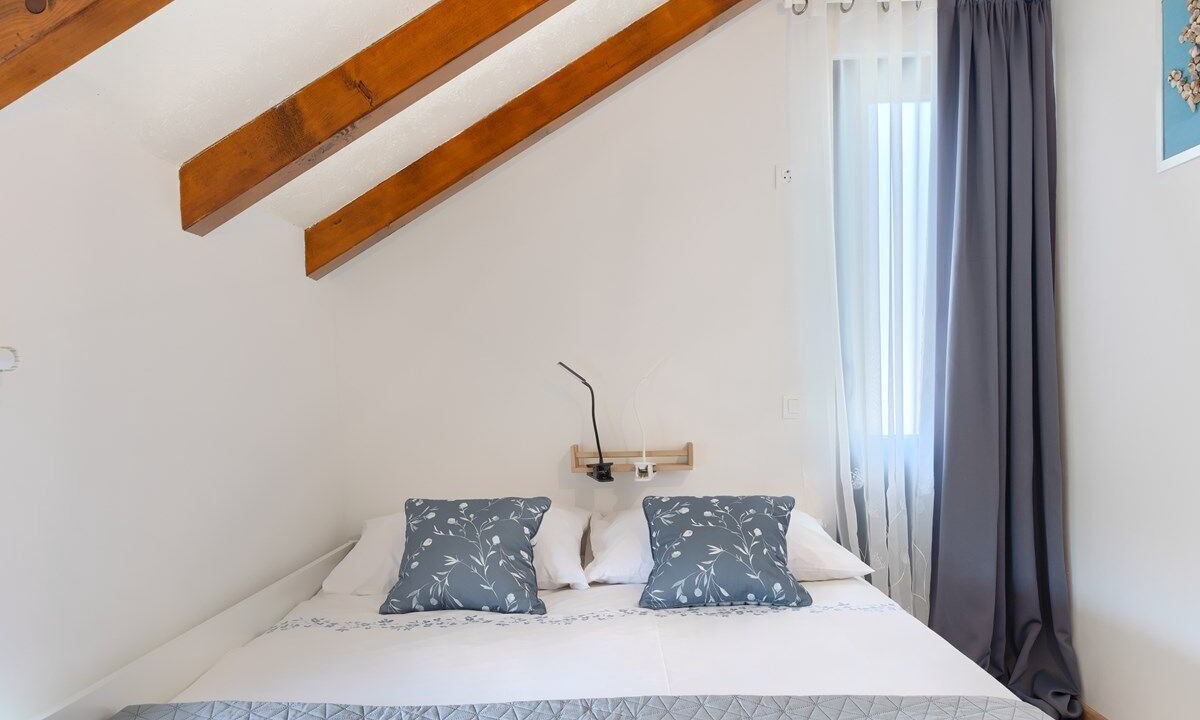 Photo of Bedroom in Mali Vareski