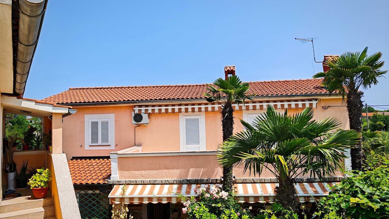 Photo of Outdoor in Gabonjin