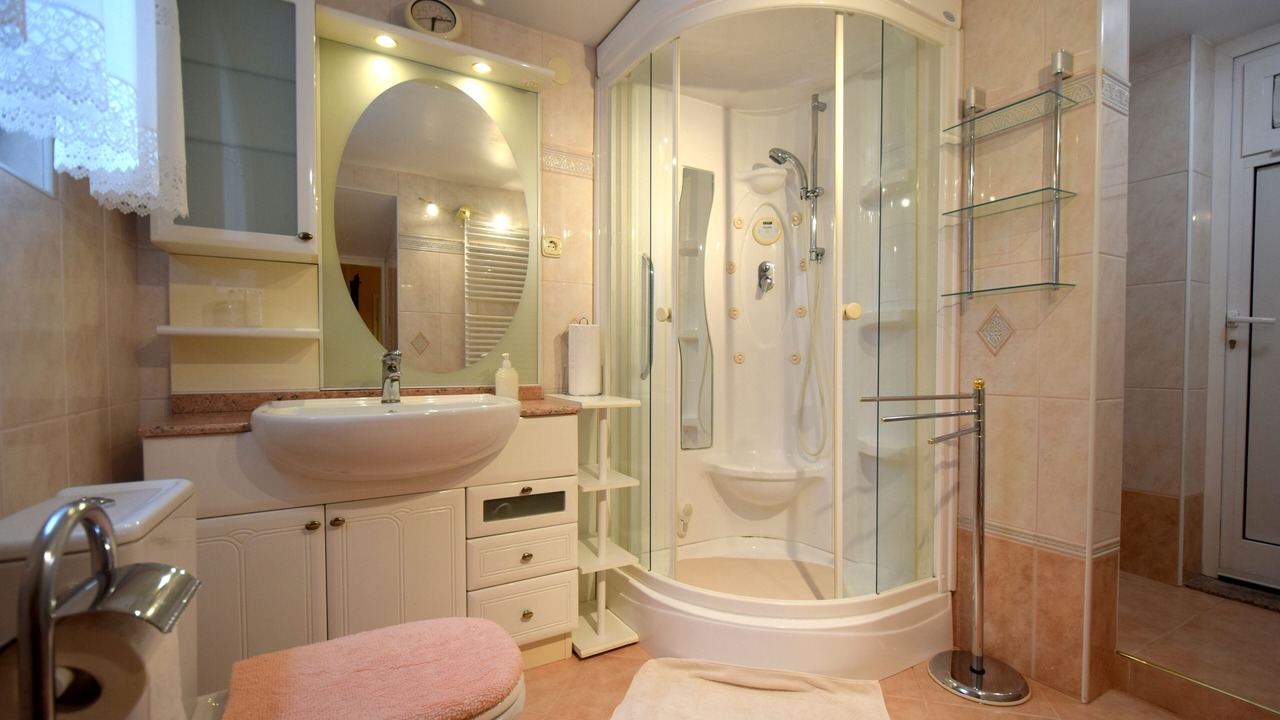 Photo of Bathroom in Gabonjin