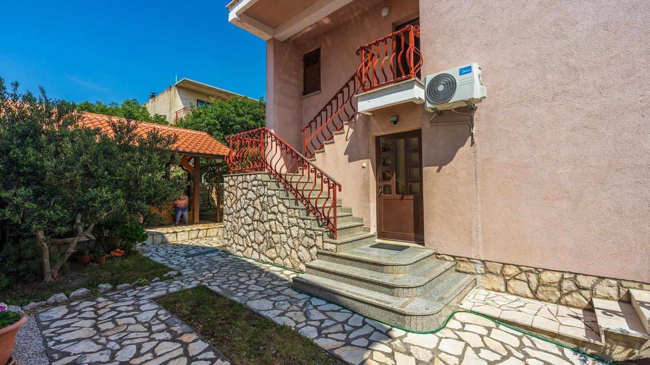 Photo of Outdoor in Povile