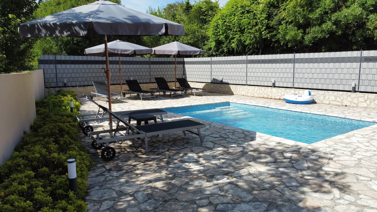 Photo of Outdoor in Brgod