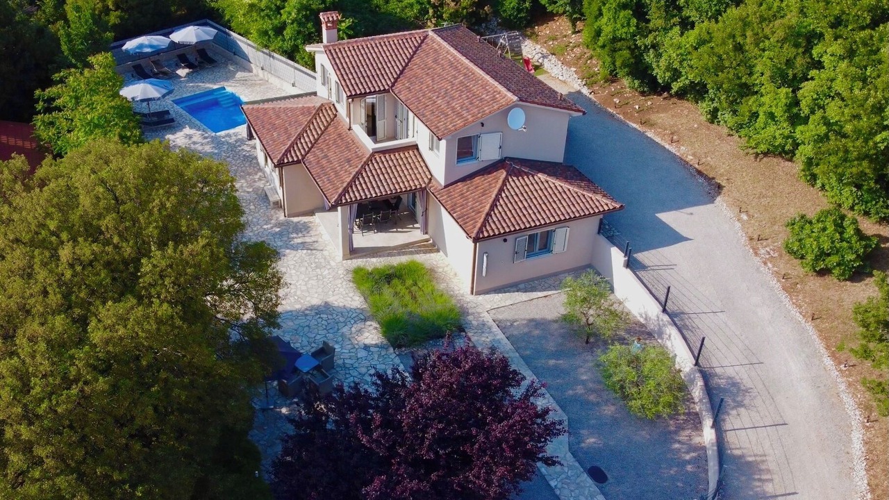 Photo of Outdoor in Brgod