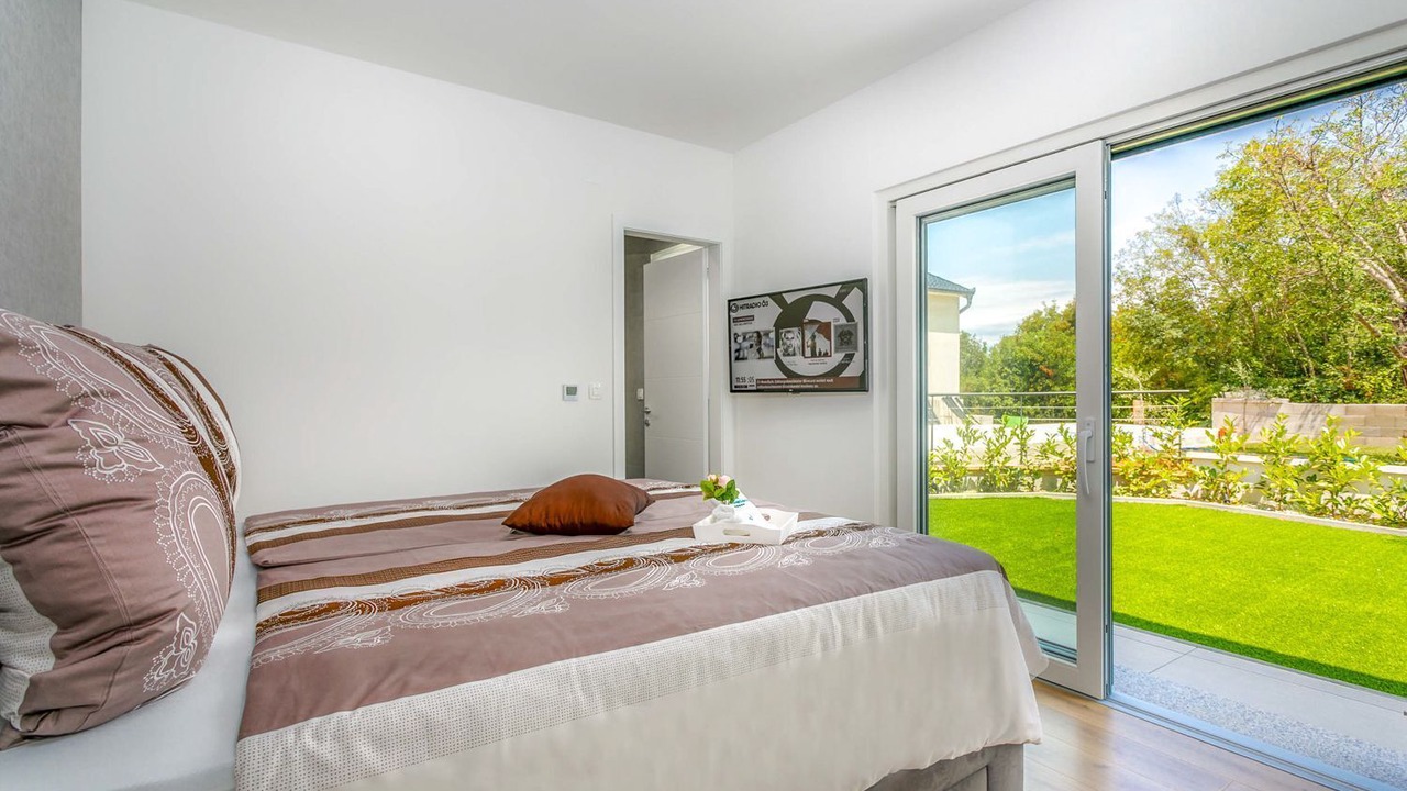 Photo of Bedroom in Malinska-Dubasnica