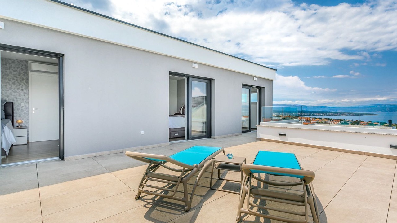Photo of Patio Balcony in Malinska-Dubasnica