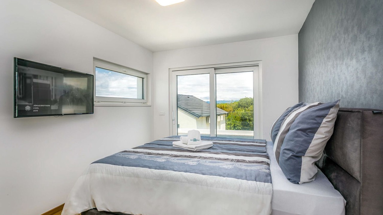 Photo of Bedroom in Malinska-Dubasnica