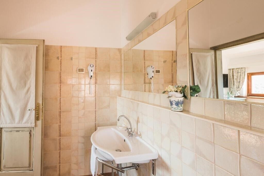 Photo of Bathroom in Oprtalj