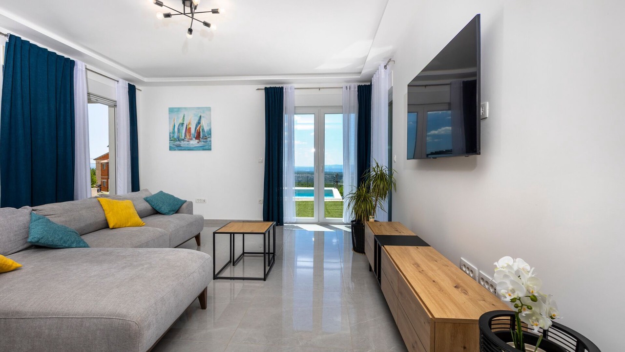 Photo of Livingroom in Smrika
