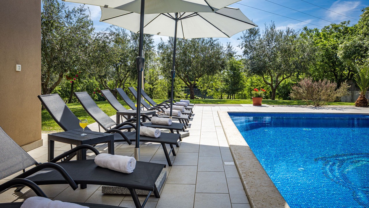 Photo of Outdoor in Divsici