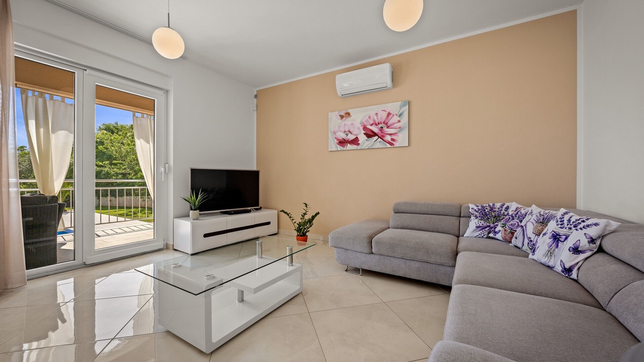 Photo of Livingroom in Divsici
