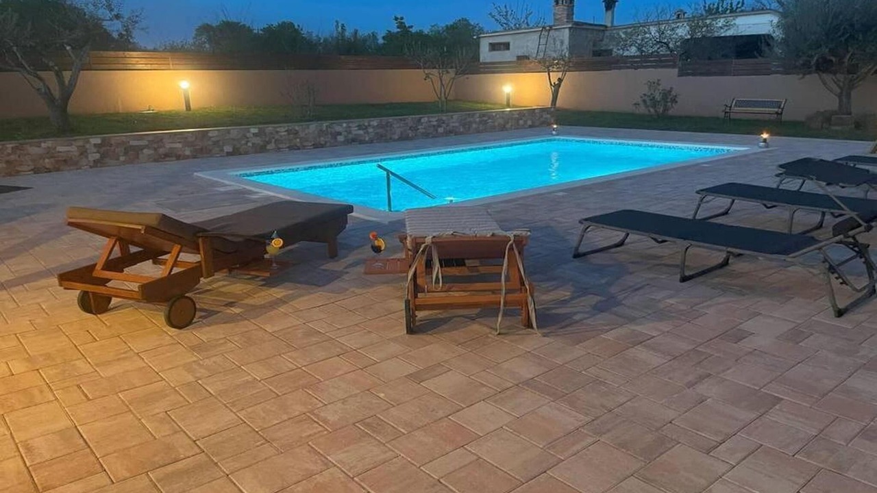 Photo of Outdoor in Loborika