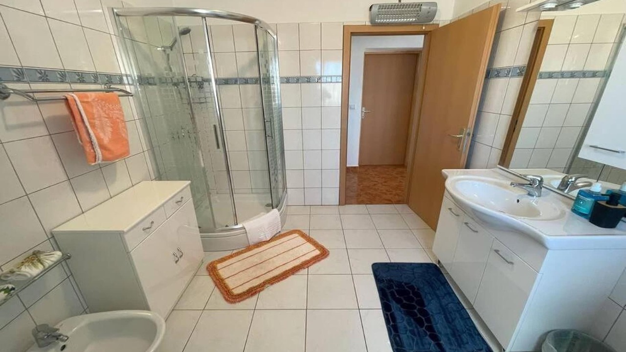Photo of Bathroom in Loborika