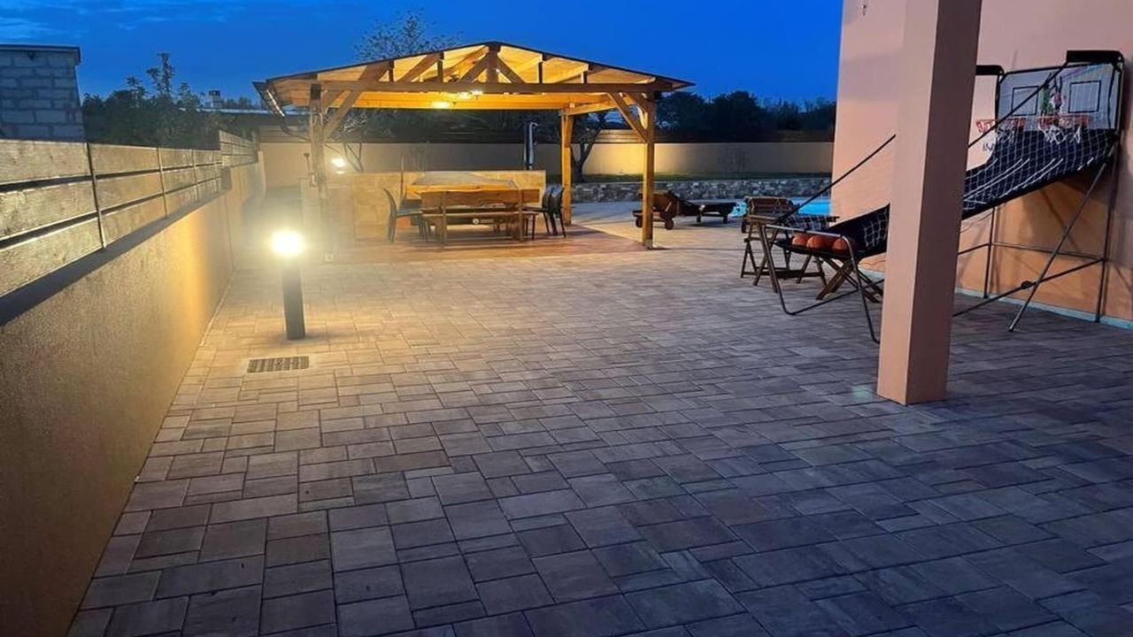 Photo of Patio Balcony in Loborika