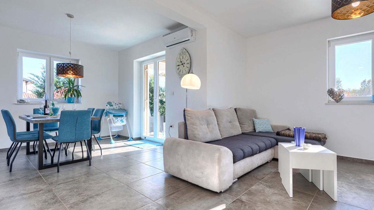 Photo of Livingroom in Becici