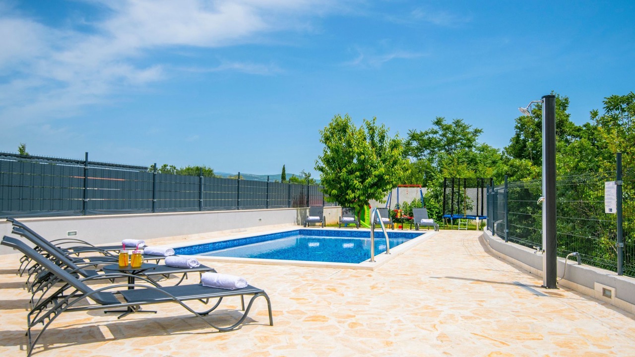 Photo of Outdoor in Sestanovac