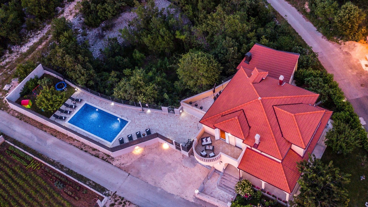 Photo of Outdoor in Sestanovac