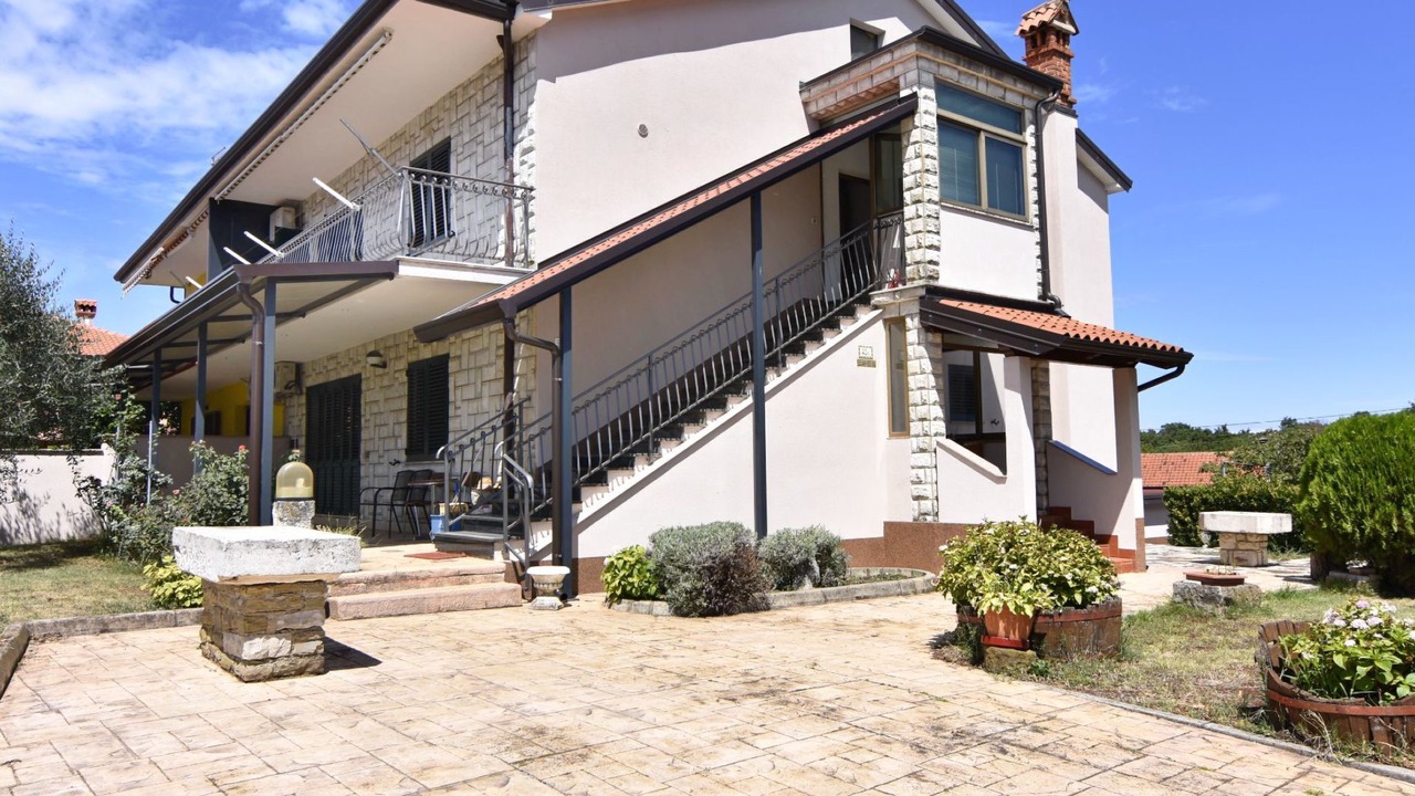 Photo of Outdoor in Radini
