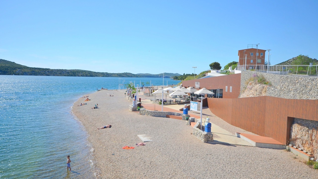 Photo of Others in Plisac