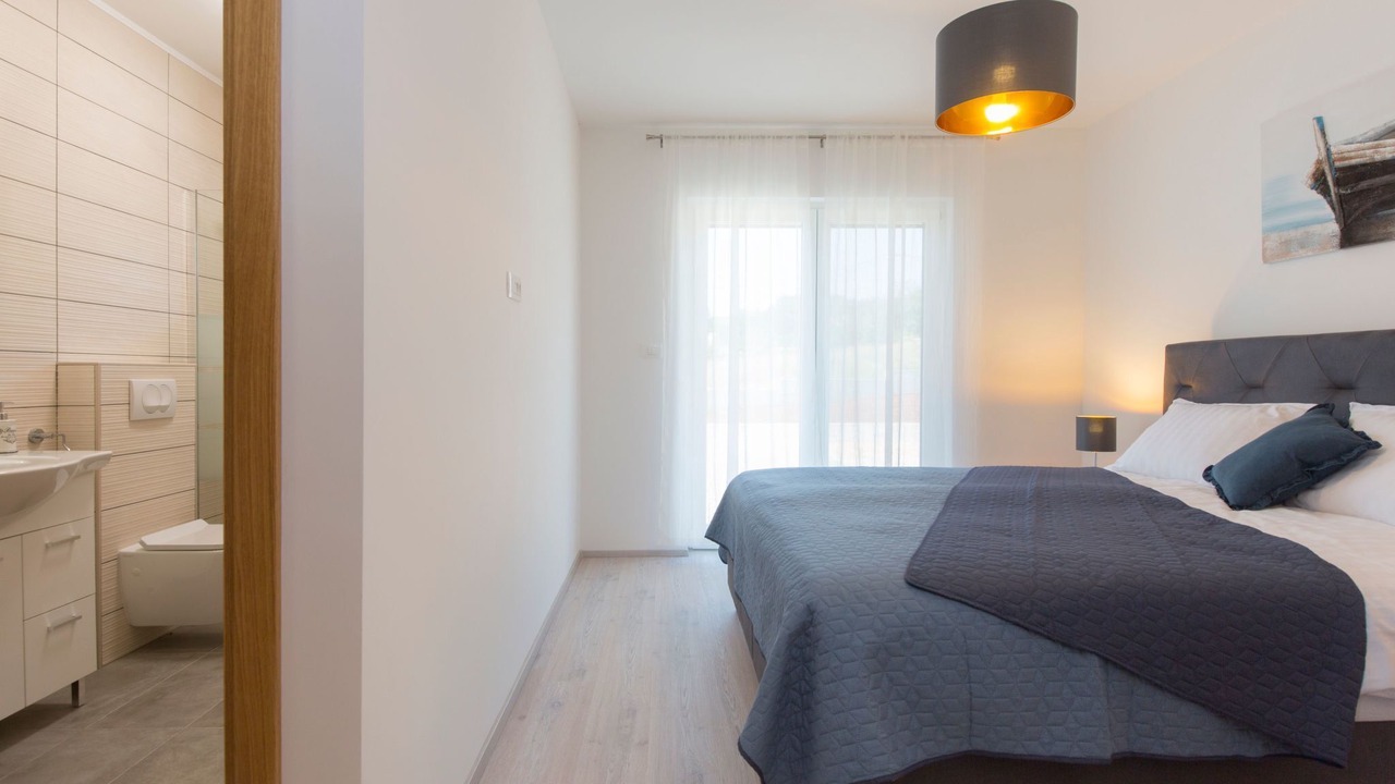 Photo of Bedroom in Topid