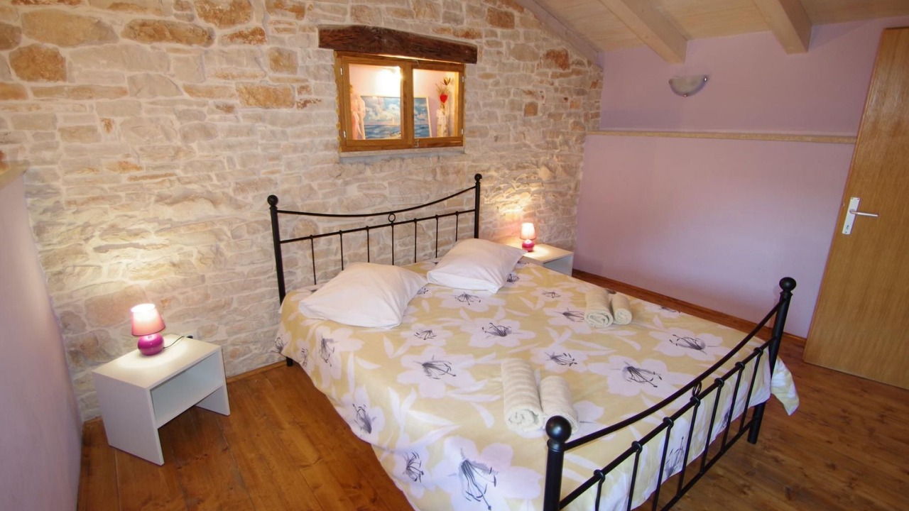 Photo of Bedroom in Kavran