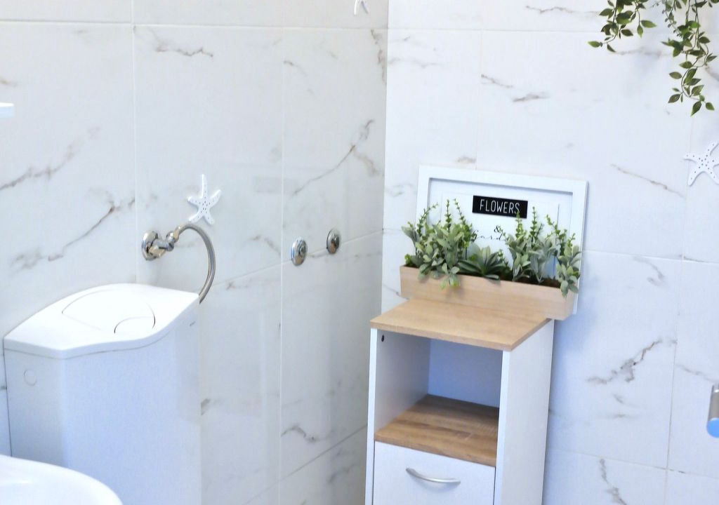 Photo of Bathroom in Silo