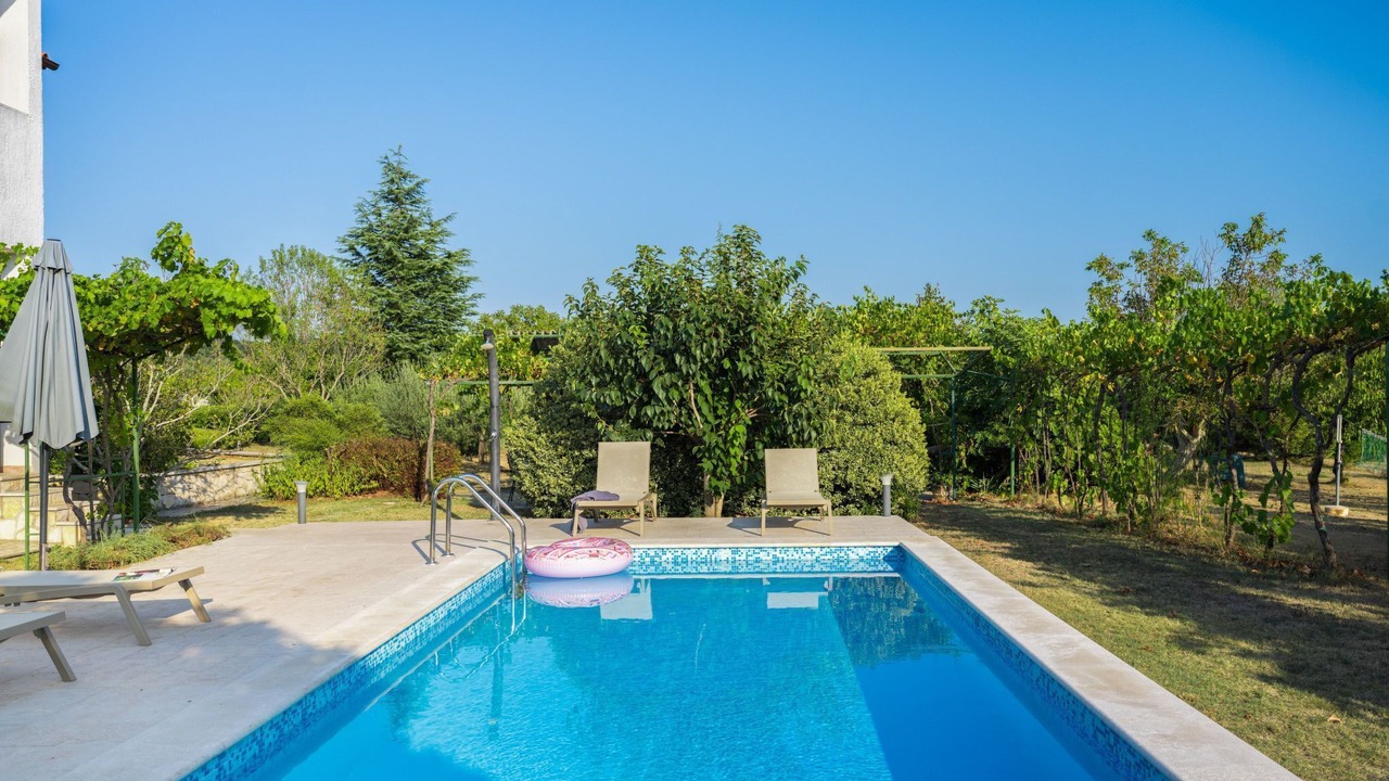 Photo of Outdoor in Kapelica
