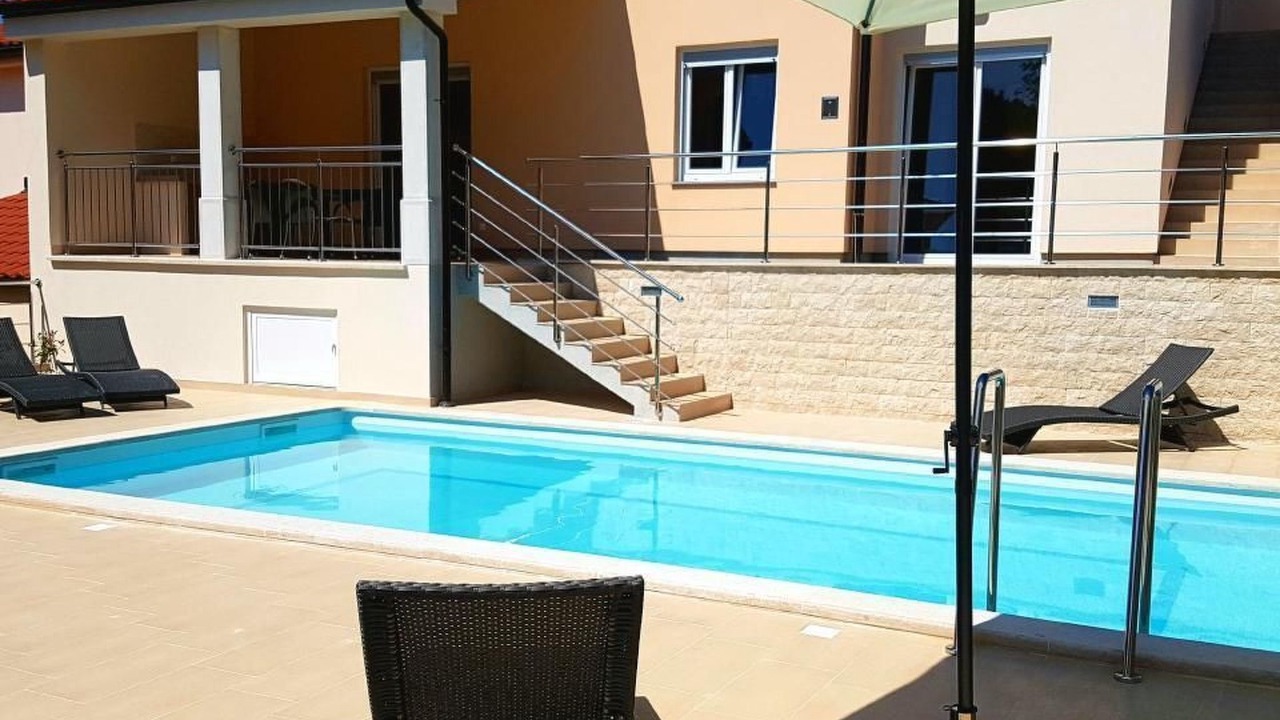 Photo of Outdoor in Banjole