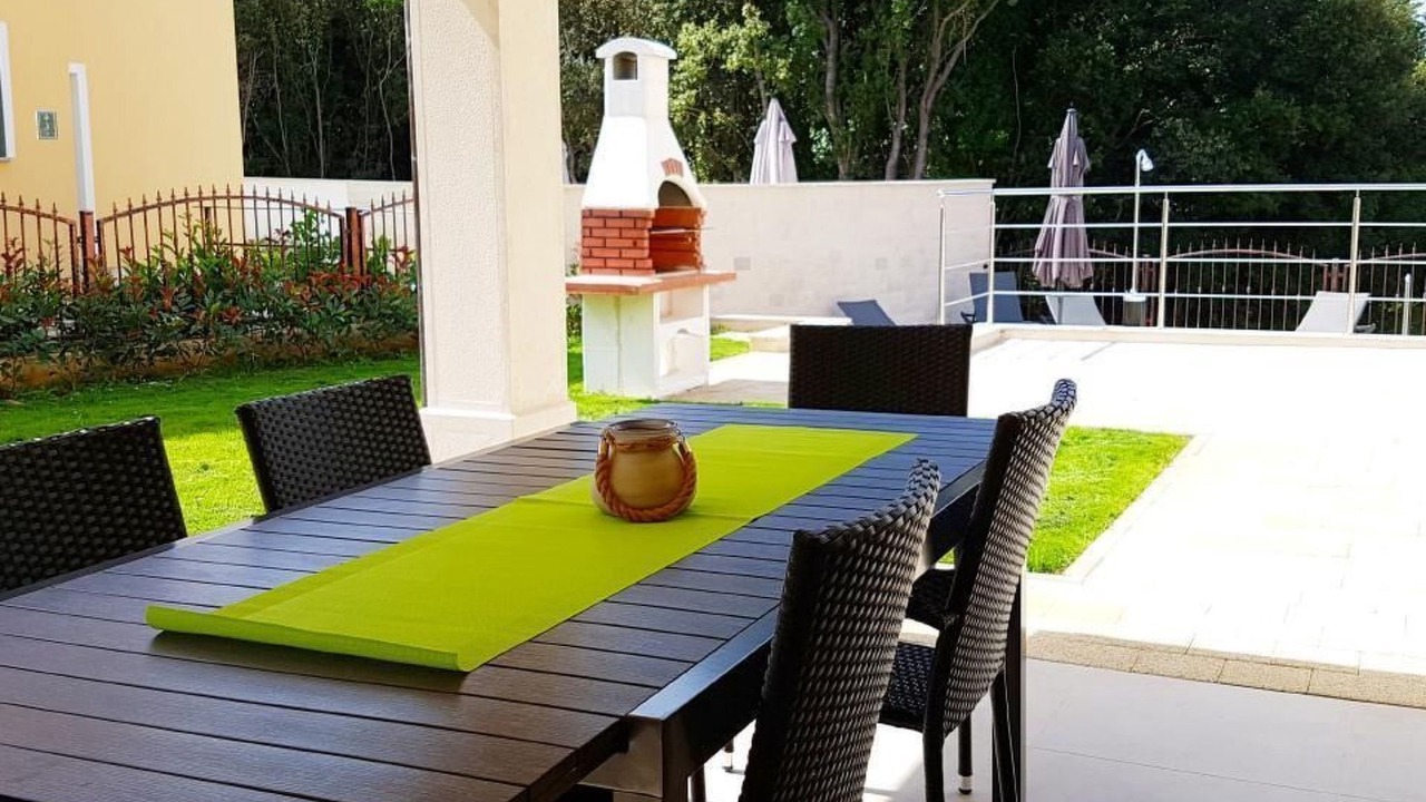 Photo of Outdoor in Banjole