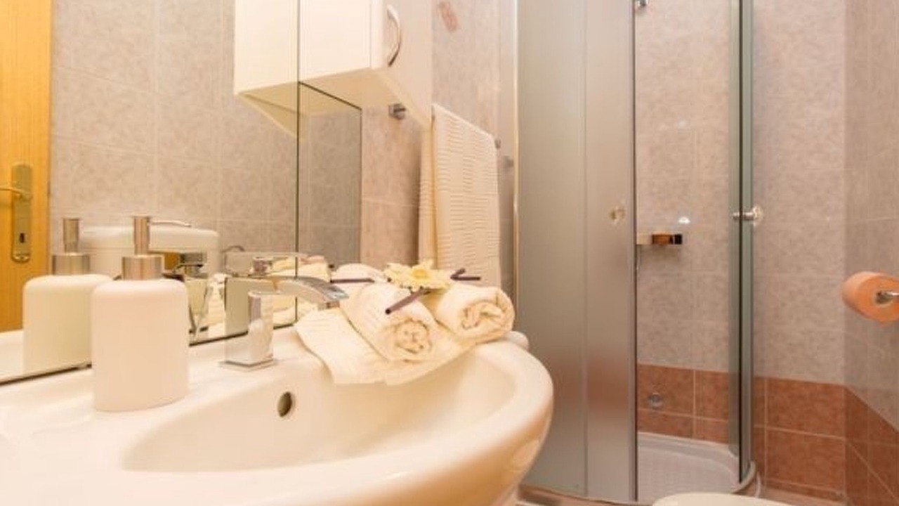 Photo of Bathroom in Soline