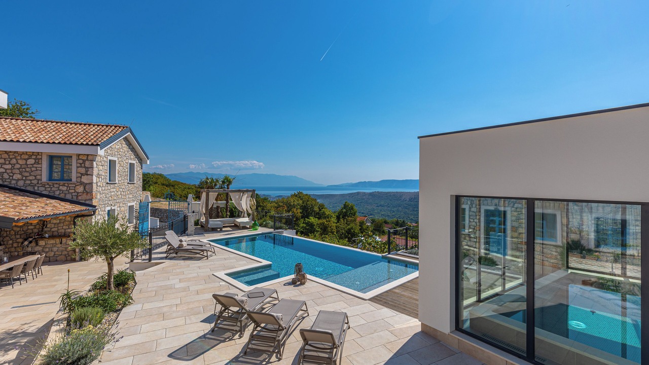 Photo of Outdoor in Bribir