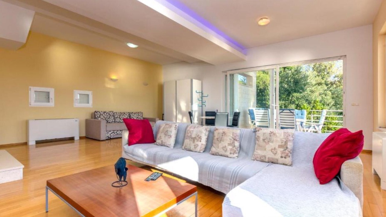 Photo of Livingroom in Tice
