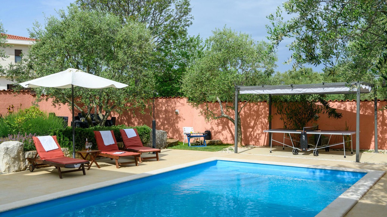 Photo of Outdoor in Mali Vareski