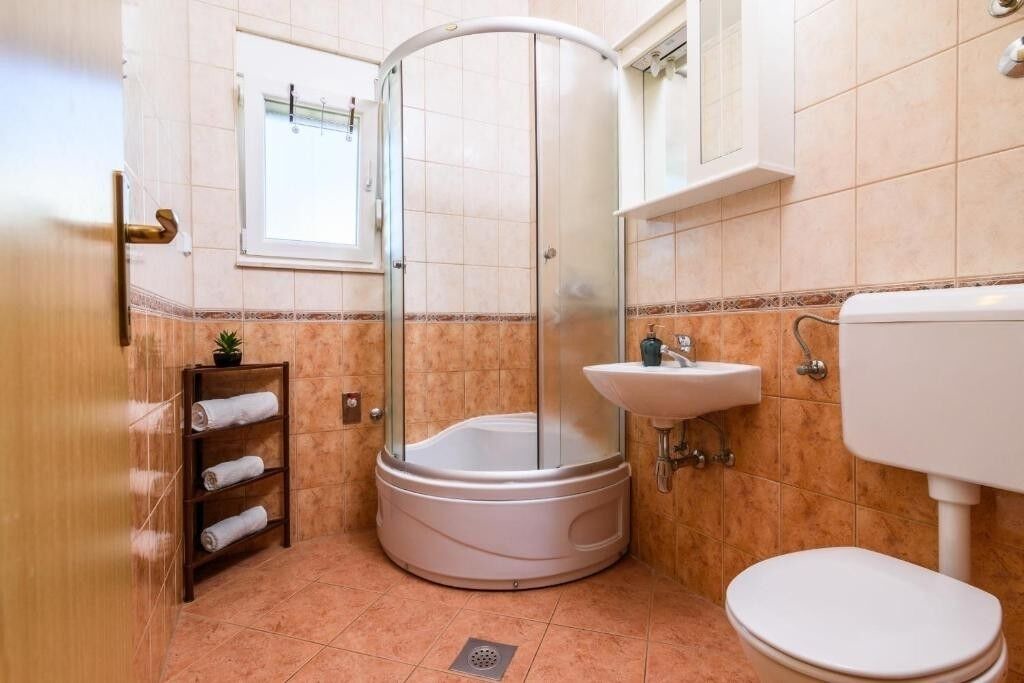 Photo of Bathroom in Marina