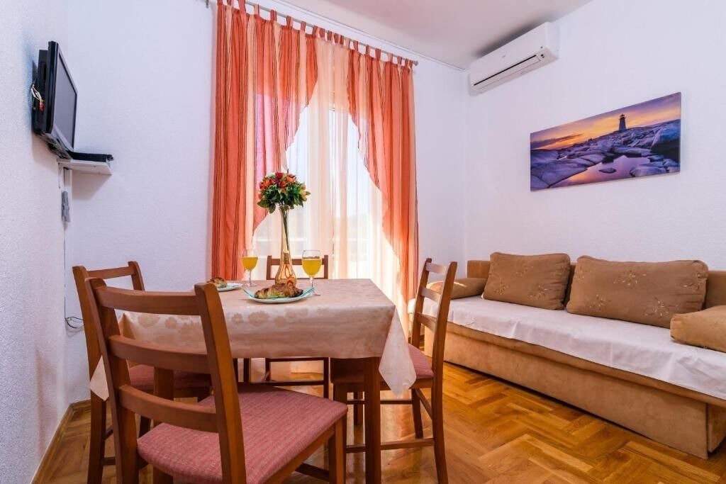 Photo of Livingroom in Marina
