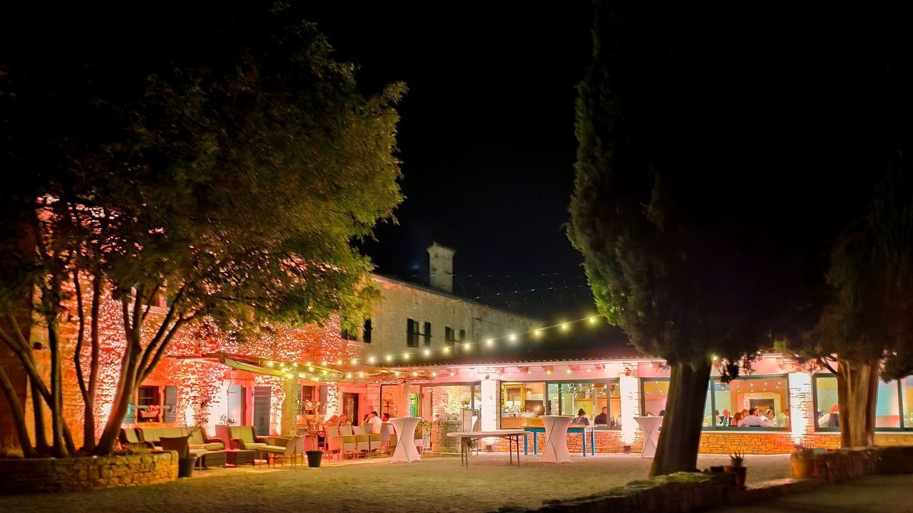 Photo of Others in Divsici