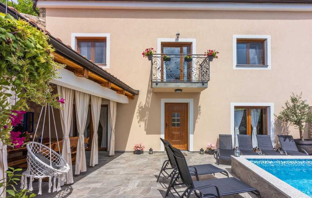 Photo of Outdoor in Grizane