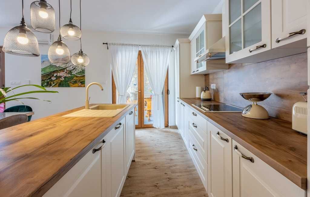 Photo of Kitchen in Grizane