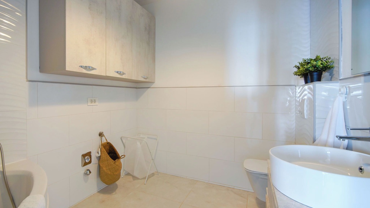 Photo of Bathroom in Vratarusa